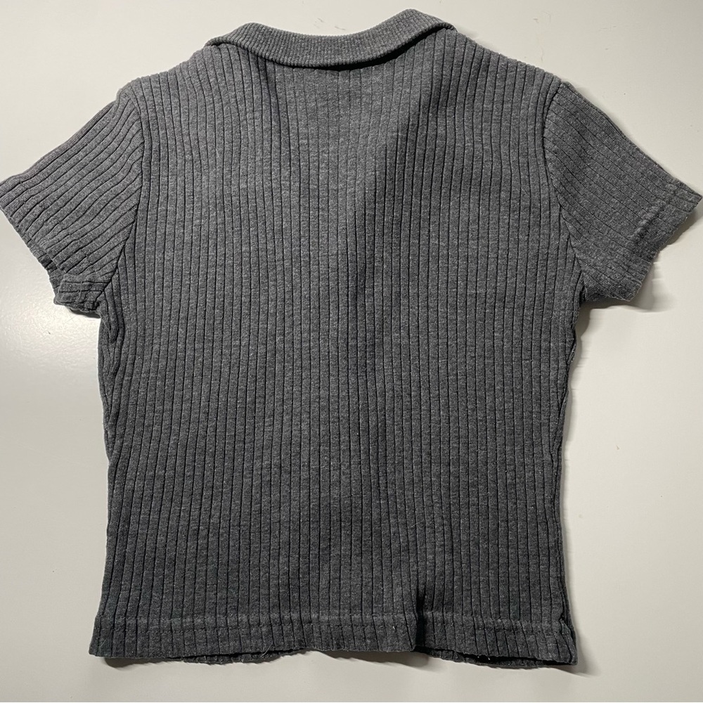 Eunice Gray Ribbed Button-Up polo - Picture 4 of 4